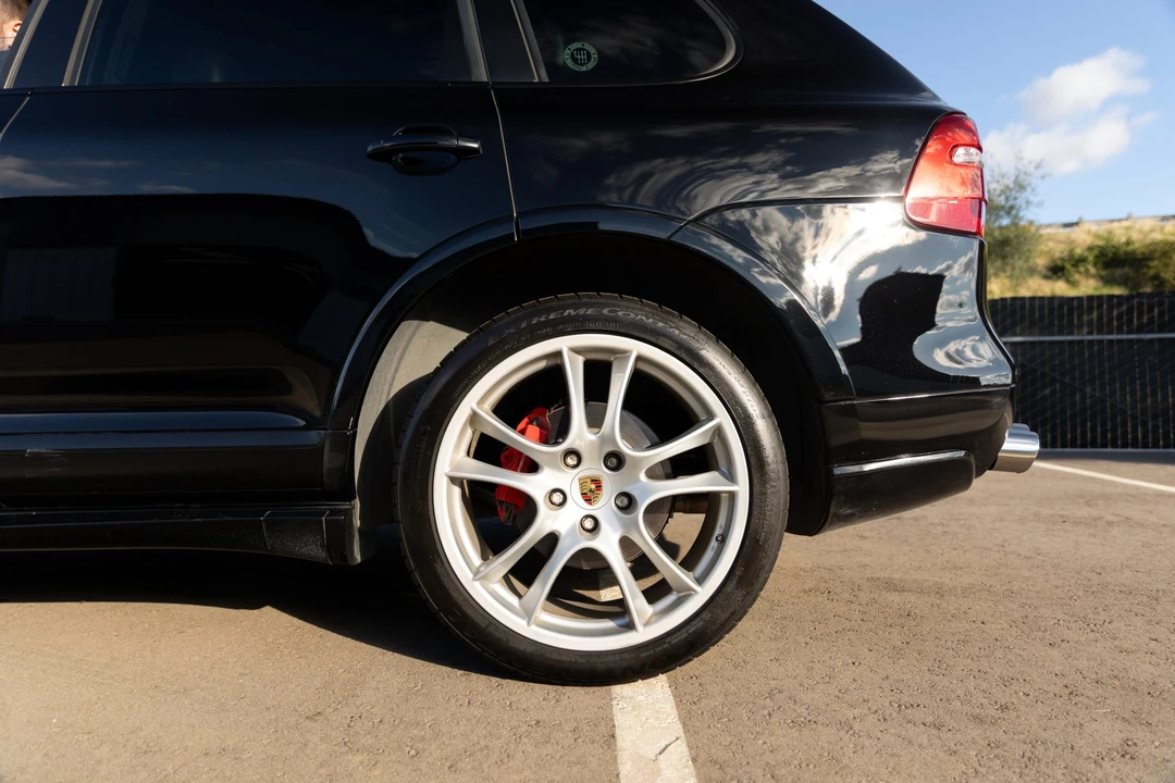 2008 Porsche 955/957 Cayenne GTS - Image 11 of 31