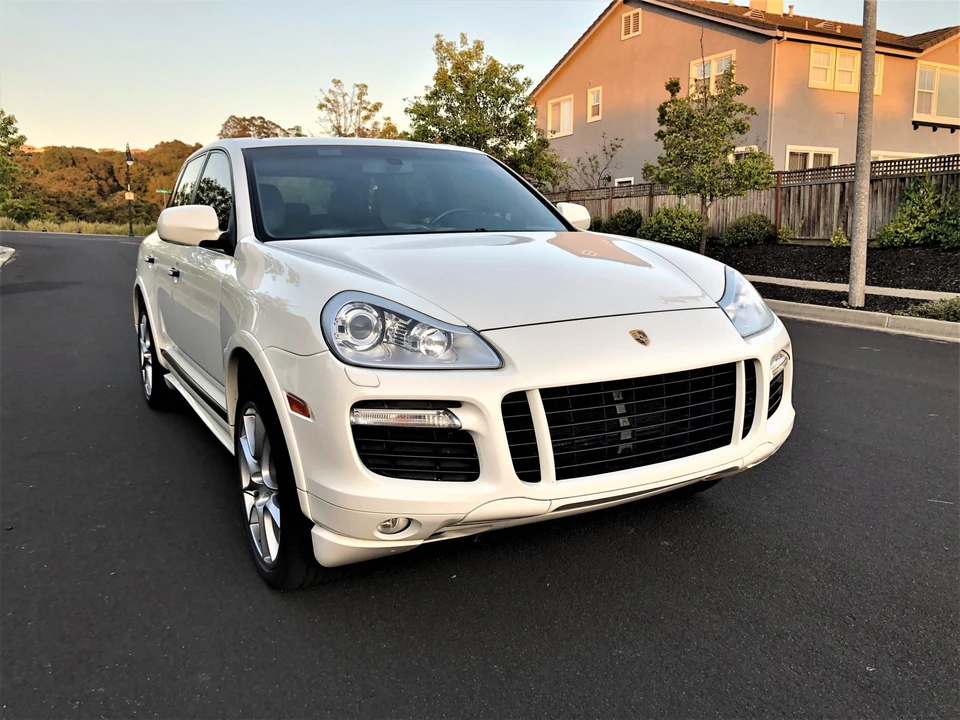 2008 Porsche 955/957 Cayenne GTS - Image 8 of 31