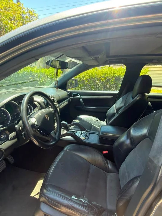 2008 Porsche 955/957 Cayenne GTS - Image 10 of 17
