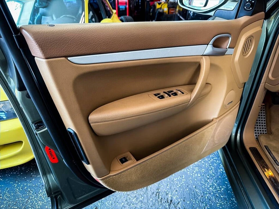 2008 Porsche 955/957 Cayenne GTS - Image 17 of 31
