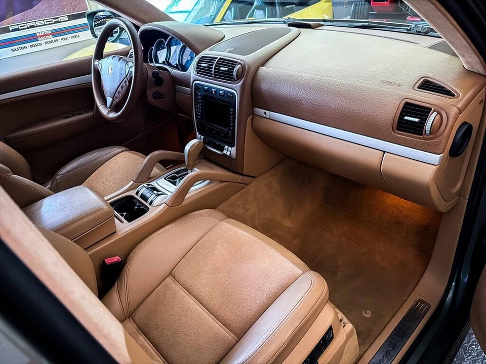 2008 Porsche 955/957 Cayenne GTS - Image 27 of 31