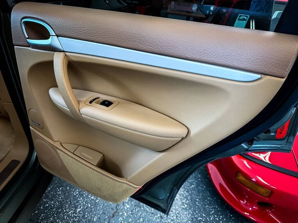 2008 Porsche 955/957 Cayenne GTS - Image 25 of 31