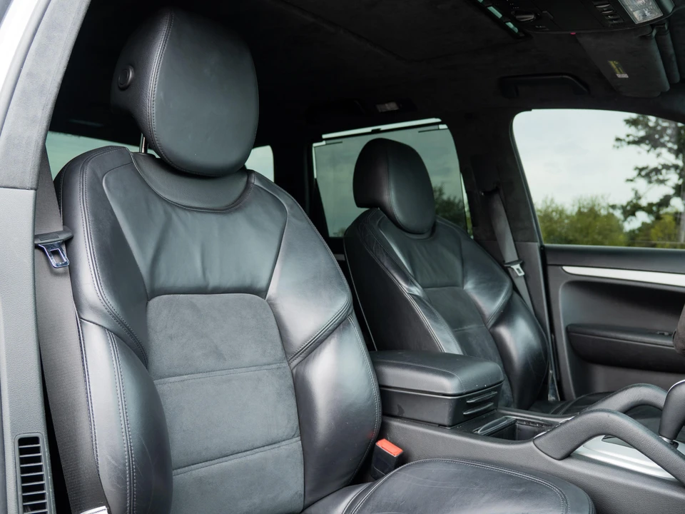 2008 Porsche 955/957 Cayenne GTS - Image 30 of 31