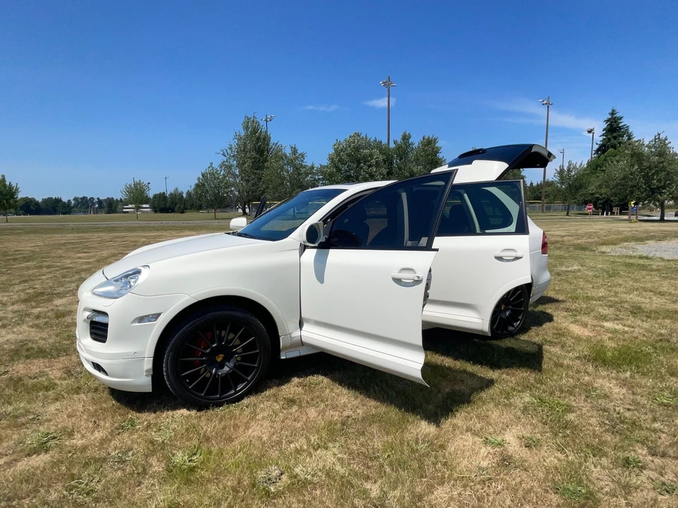 2008 Porsche 955/957 Cayenne GTS - Image 30 of 31