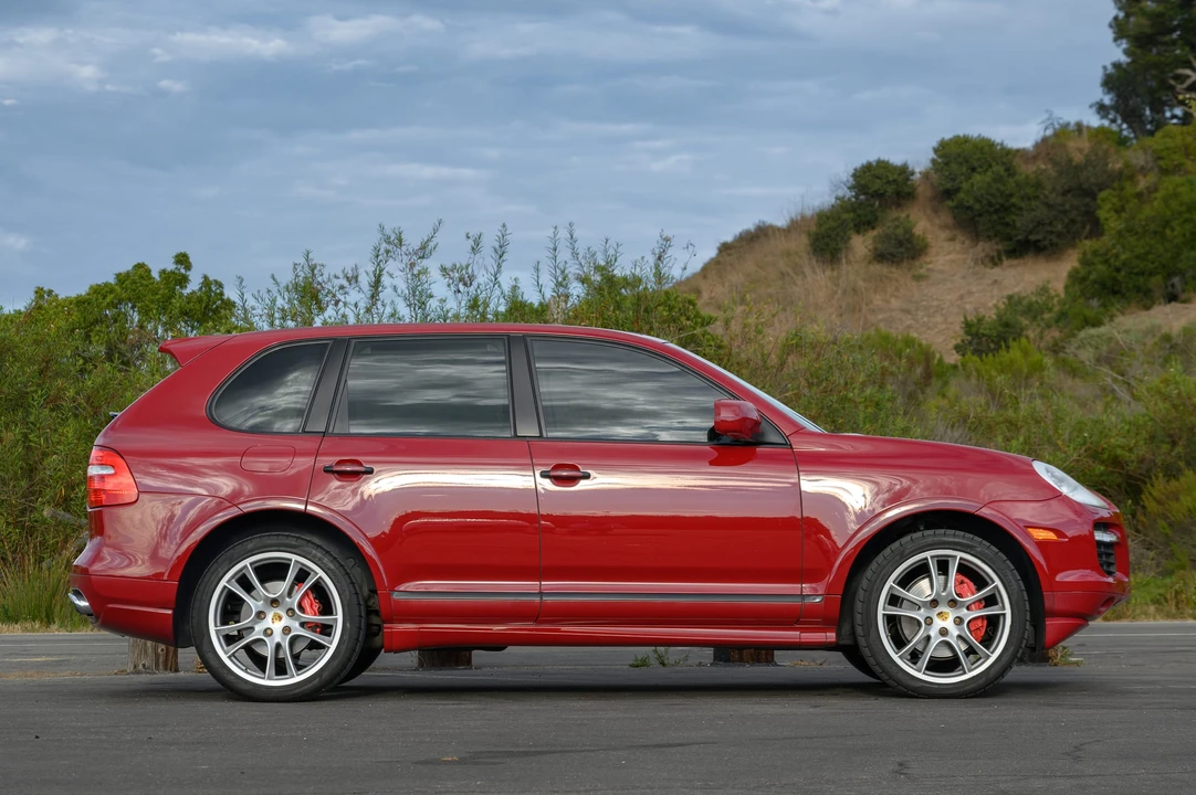 2008 Porsche 955/957 Cayenne GTS - Image 13 of 31
