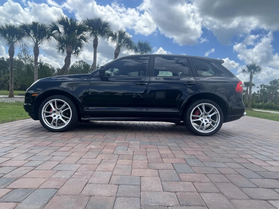 2008 Porsche 955/957 Cayenne GTS - Image 11 of 31
