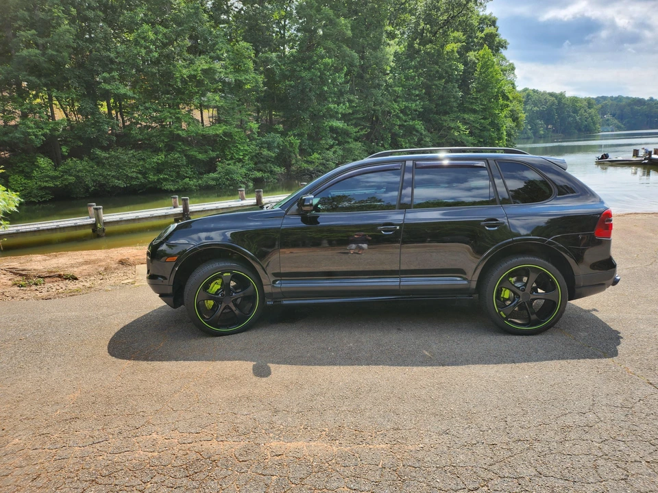 2008 Porsche 955/957 Cayenne GTS - Image 9 of 31
