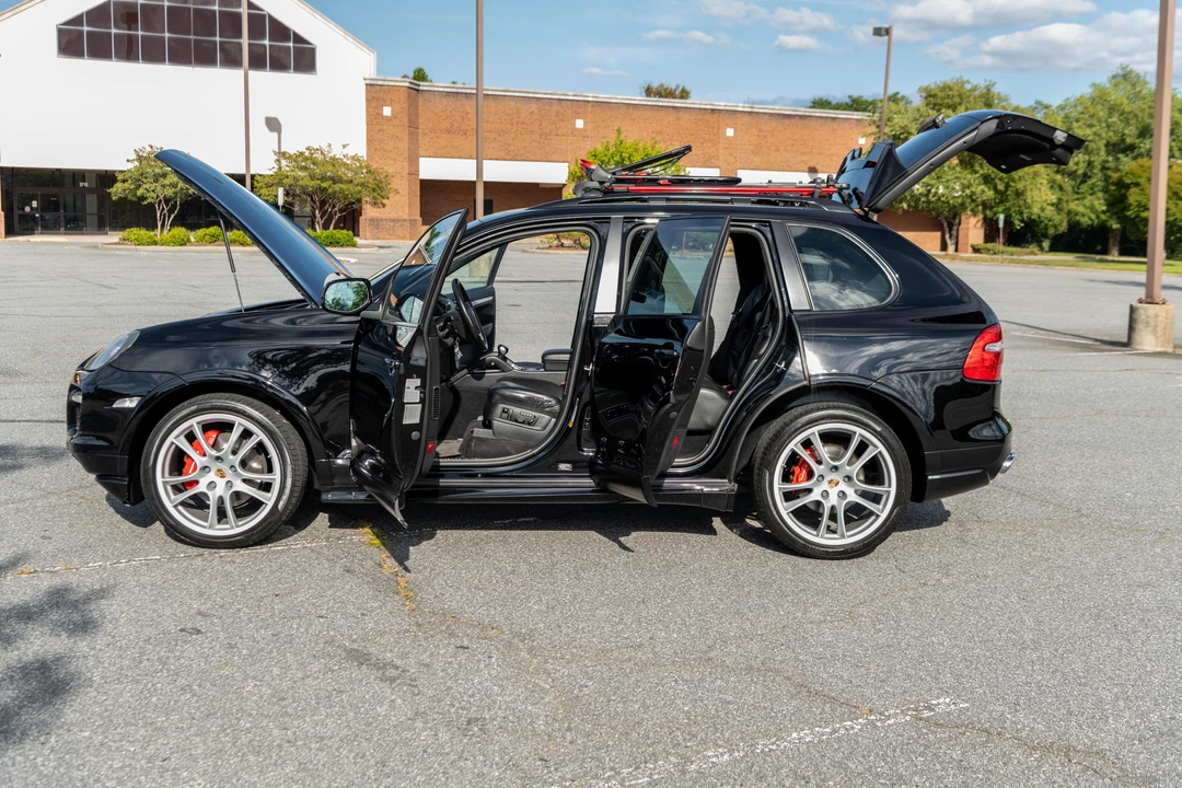 2008 Porsche 955/957 Cayenne GTS - Image 11 of 31