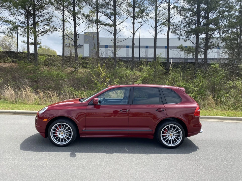2008 Porsche 955/957 Cayenne GTS - Image 13 of 31