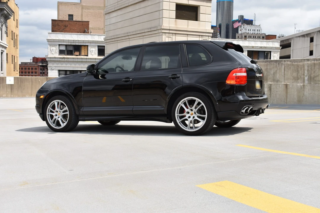 2008 Porsche 955/957 Cayenne GTS - Image 9 of 31