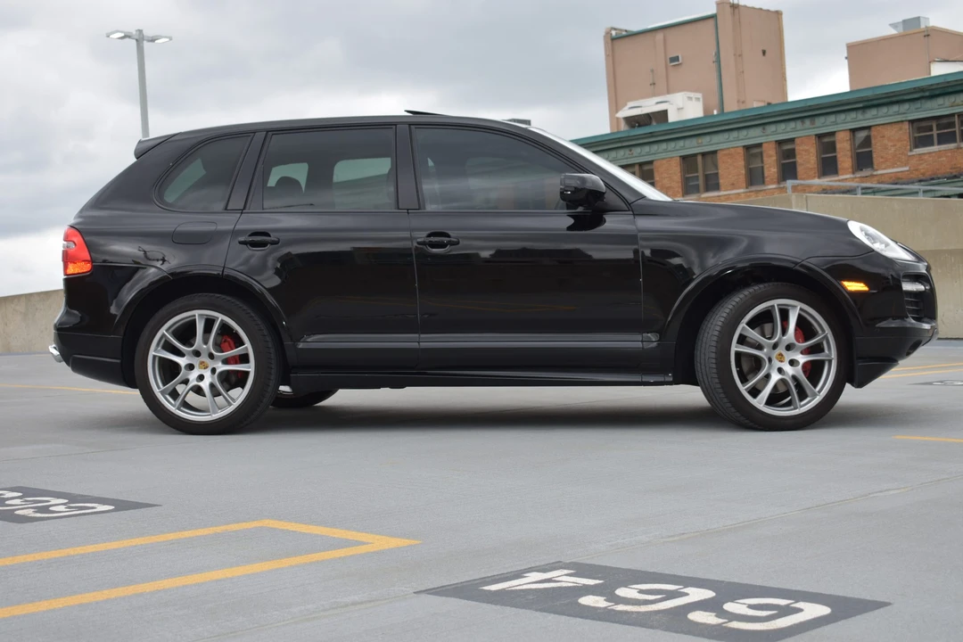 2008 Porsche 955/957 Cayenne GTS - Image 17 of 31
