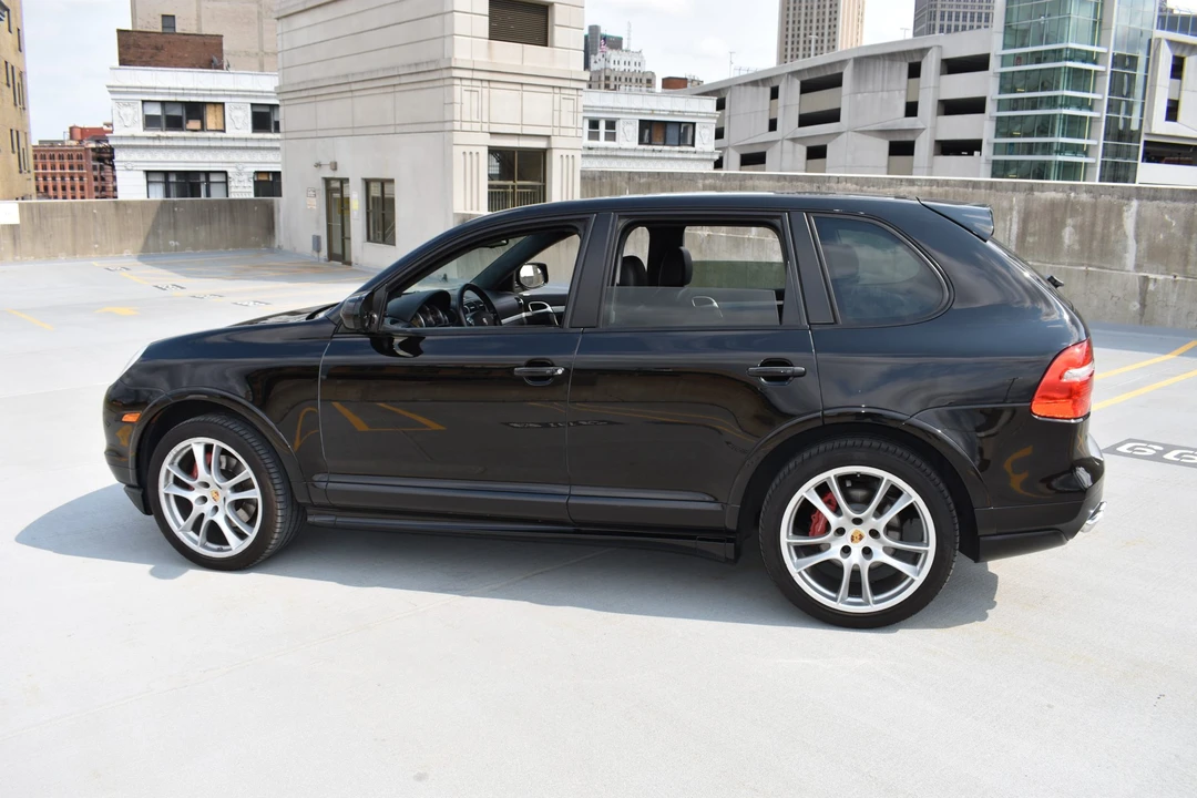 2008 Porsche 955/957 Cayenne GTS - Image 8 of 31
