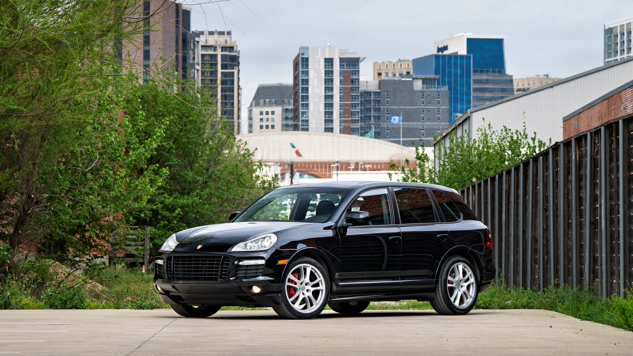 2008 Porsche 955/957 Cayenne GTS - Image 2 of 31