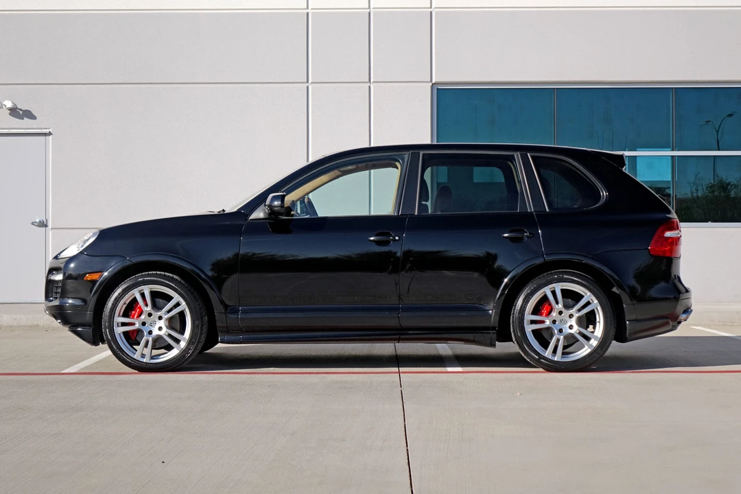 2008 Porsche 955/957 Cayenne GTS - Image 2 of 31