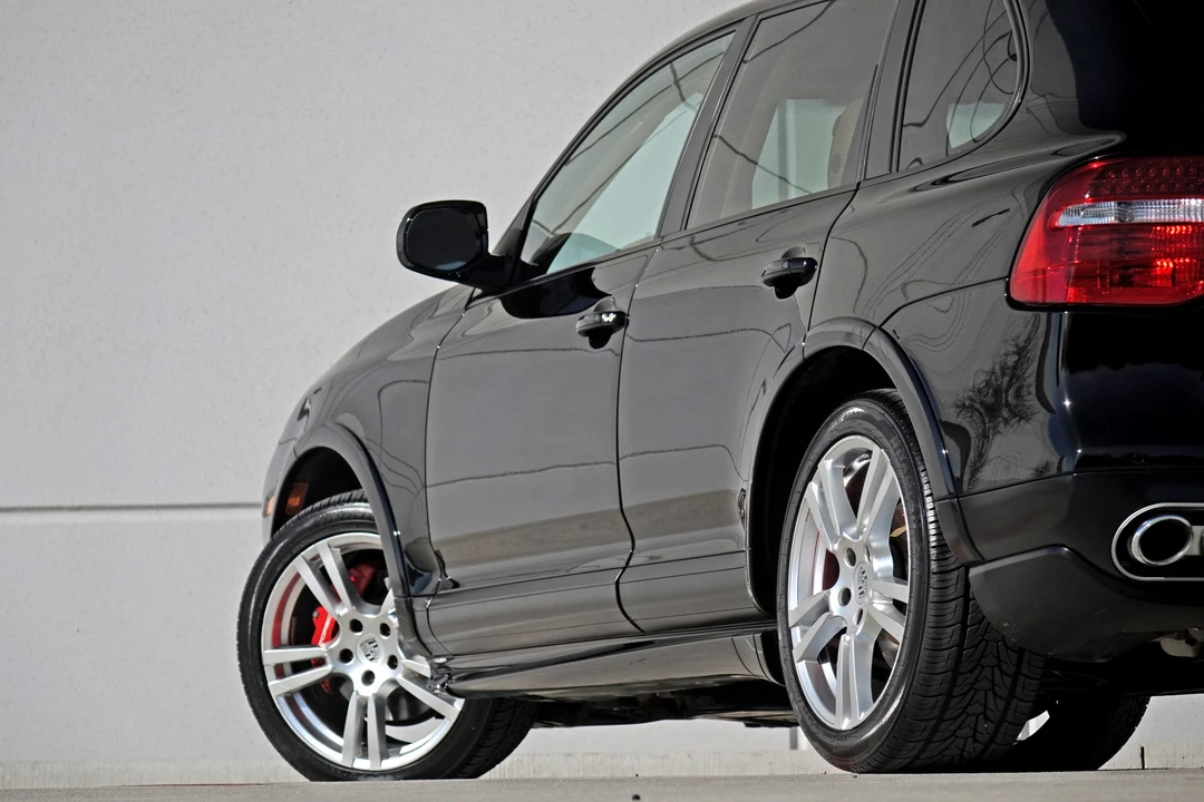 2008 Porsche 955/957 Cayenne GTS - Image 14 of 31