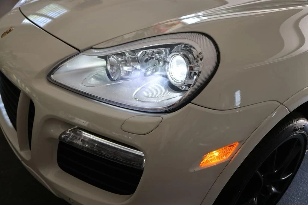 2008 Porsche 955/957 Cayenne GTS - Image 30 of 31