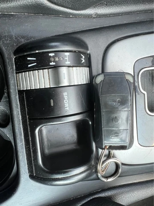 2008 Porsche 955/957 Cayenne - Image 14 of 15