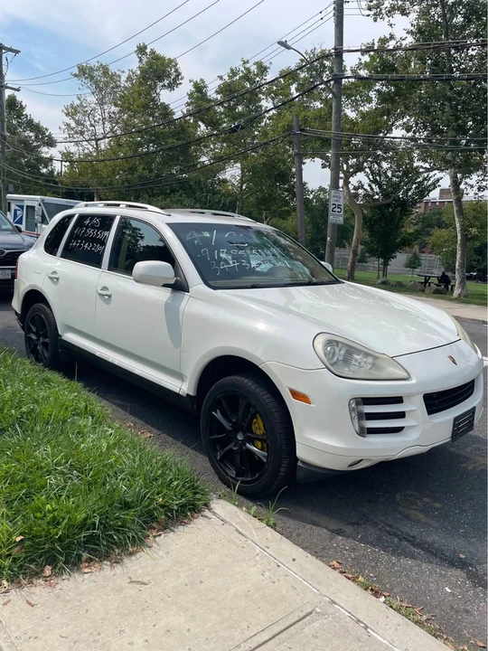 2008 Porsche 955/957 Cayenne - Image 2 of 9