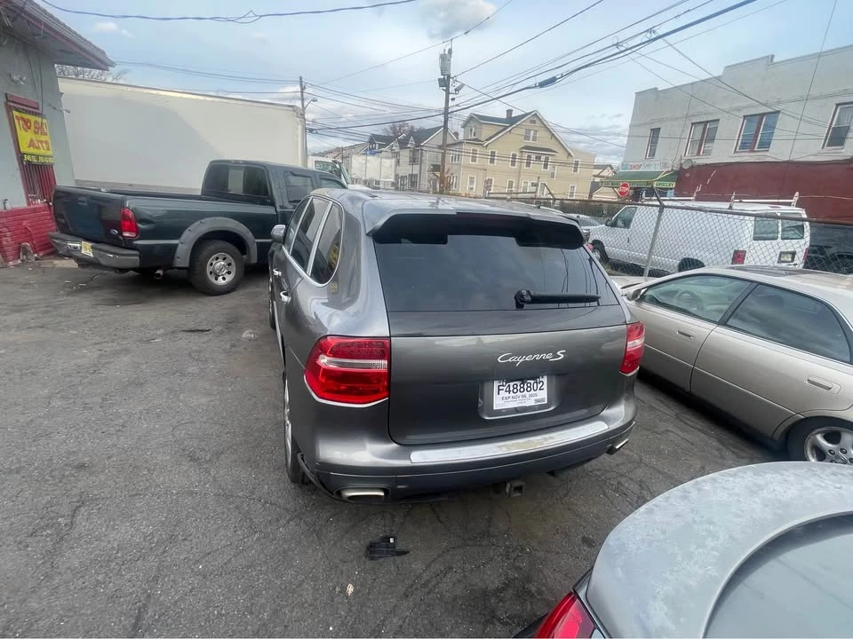 2008 Porsche Cayenne - Image 3 of 7