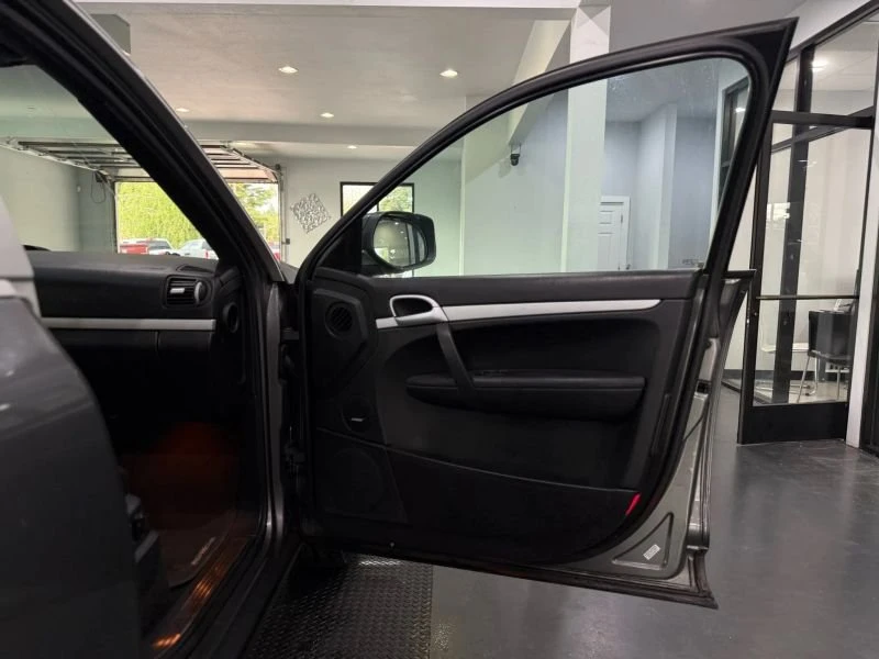 2008 Porsche 955/957 Cayenne S - Image 16 of 20