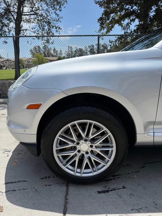 2008 Porsche 955/957 Cayenne S - Image 2 of 12