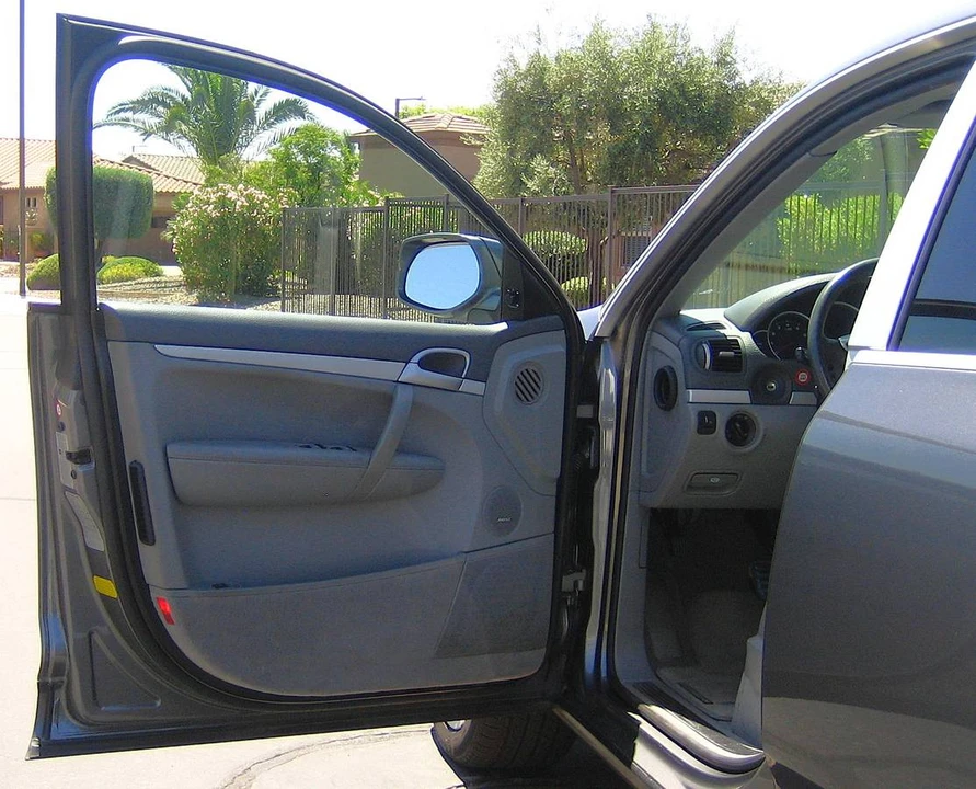 2008 Porsche 955/957 Cayenne S - Image 11 of 24