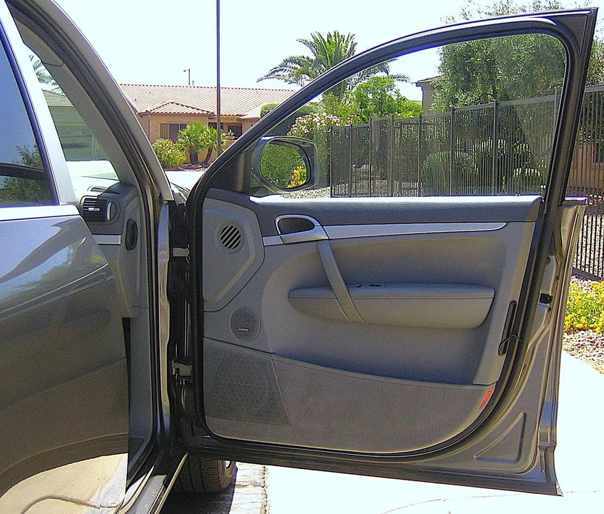 2008 Porsche 955/957 Cayenne S - Image 18 of 24