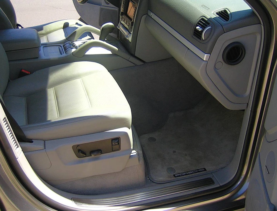 2008 Porsche 955/957 Cayenne S - Image 17 of 24