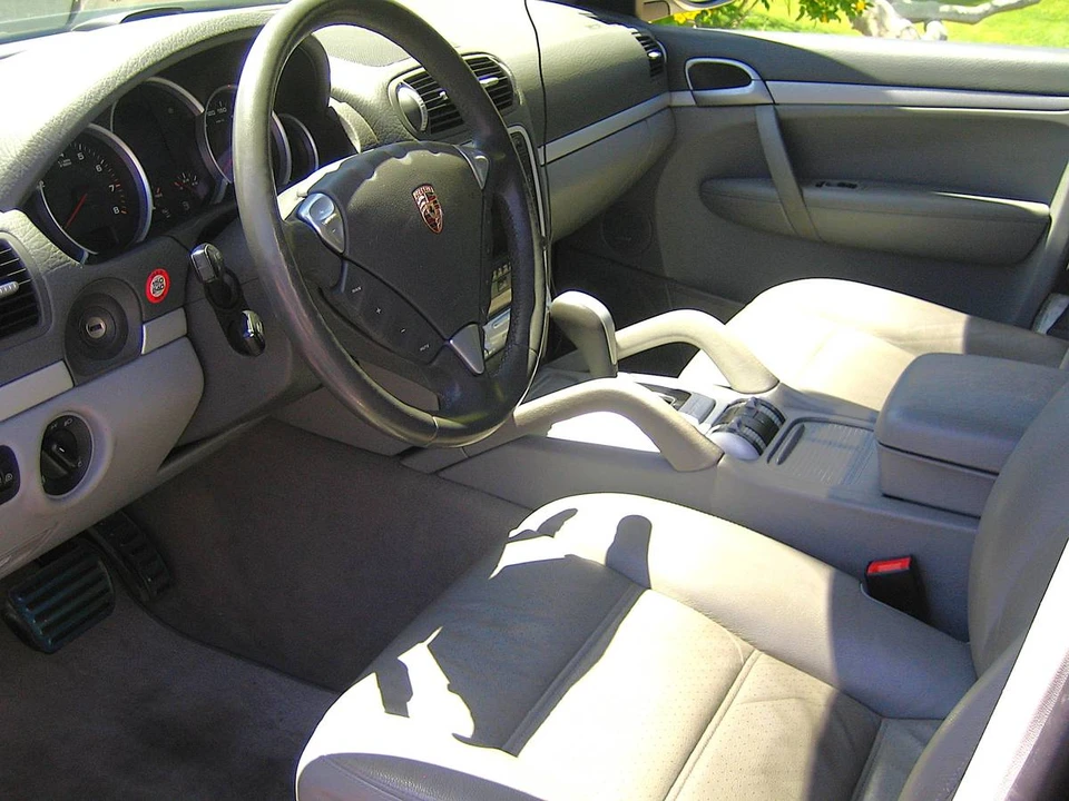 2008 Porsche 955/957 Cayenne S - Image 12 of 24