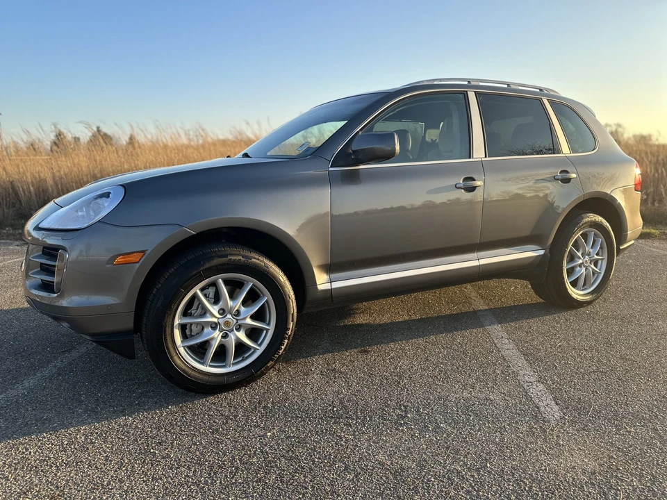 2008 Porsche 955/957 Cayenne S - Image 2 of 31
