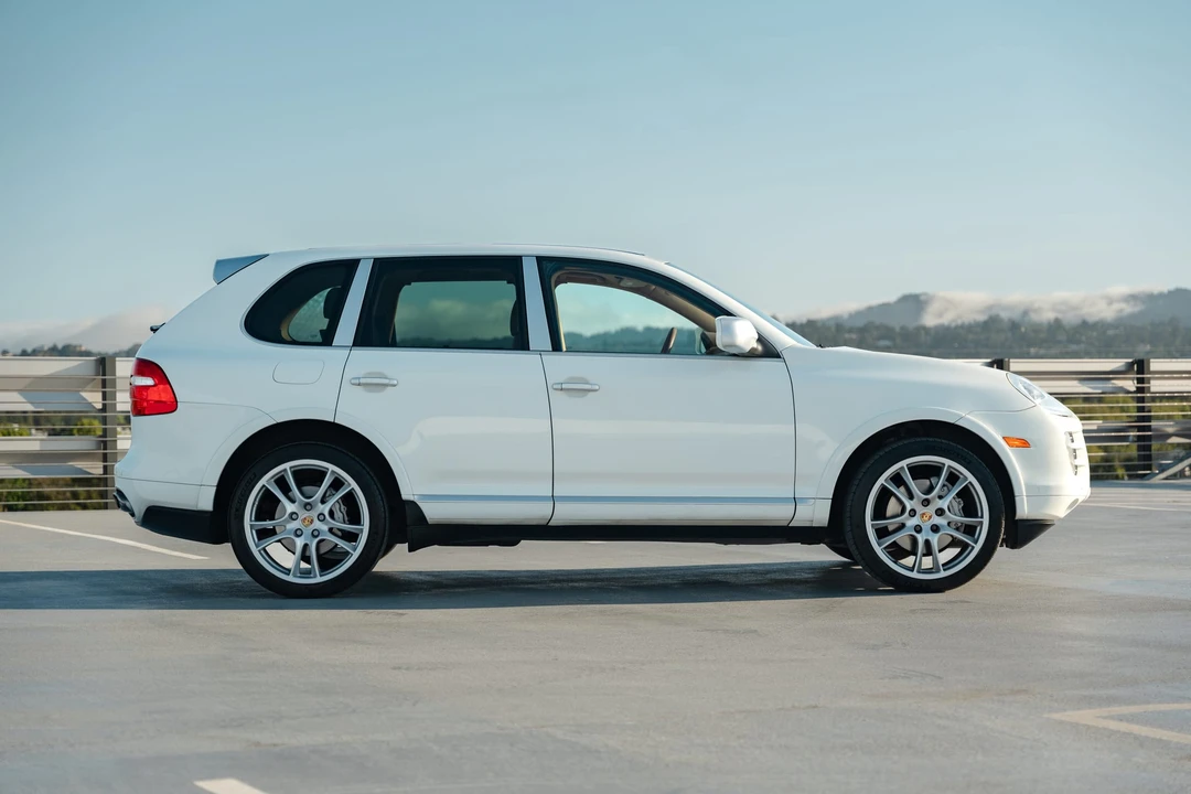 2008 Porsche 955/957 Cayenne S - Image 9 of 31
