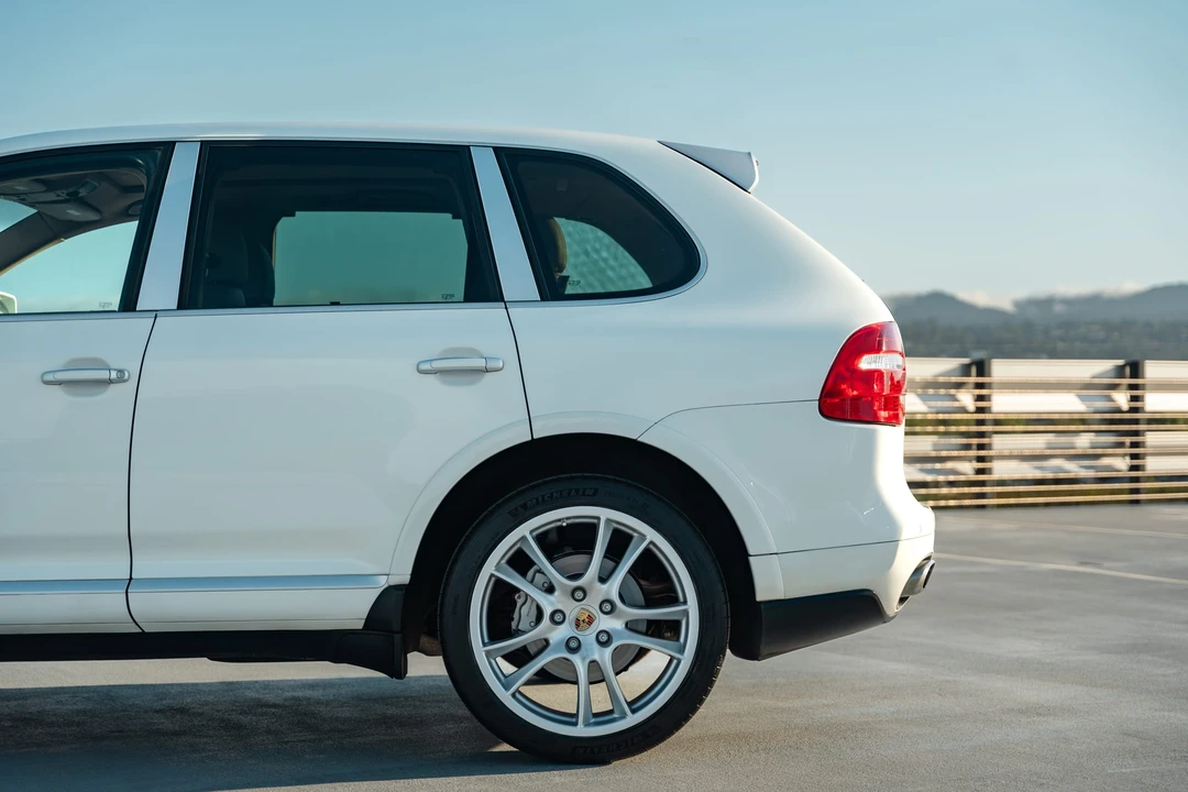 2008 Porsche 955/957 Cayenne S - Image 18 of 31