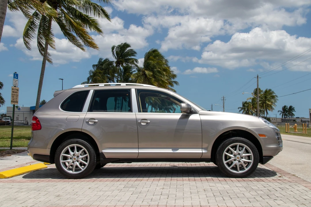 2008 Porsche 955/957 Cayenne S - Image 17 of 31