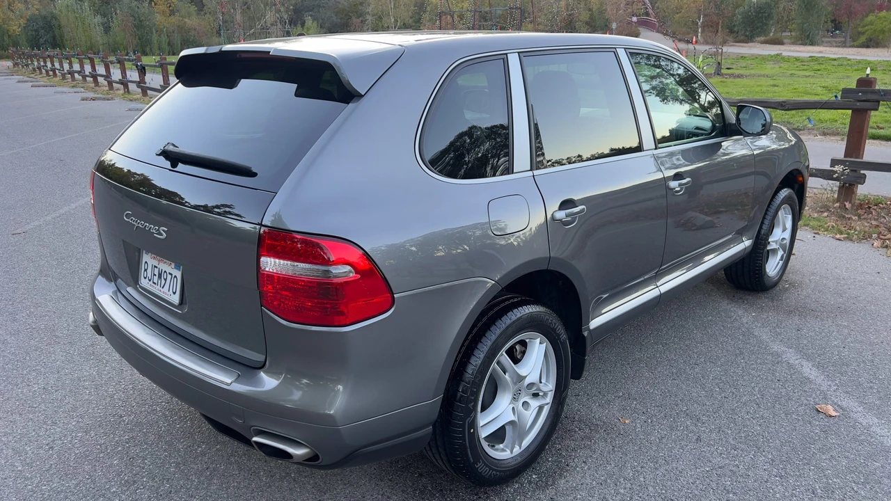 2008 Porsche 955/957 Cayenne S - Image 14 of 31