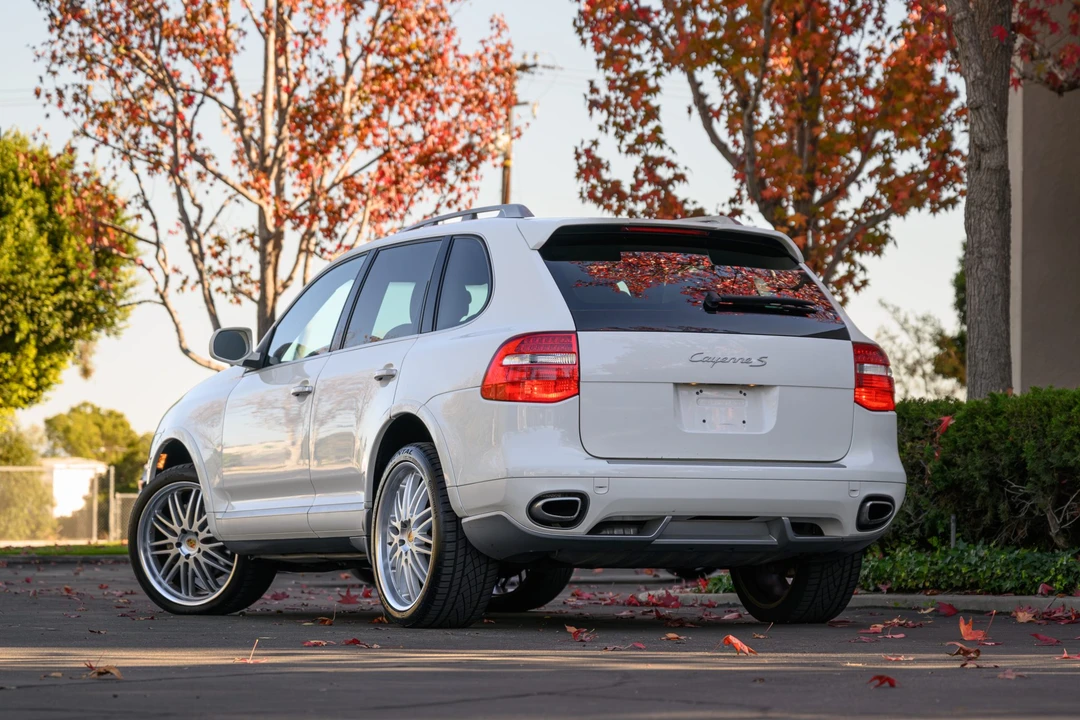 2008 Porsche 955/957 Cayenne S - Image 8 of 31