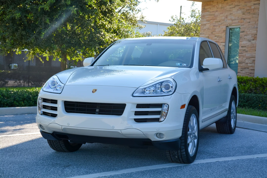2008 Porsche 955/957 Cayenne S - Image 2 of 31