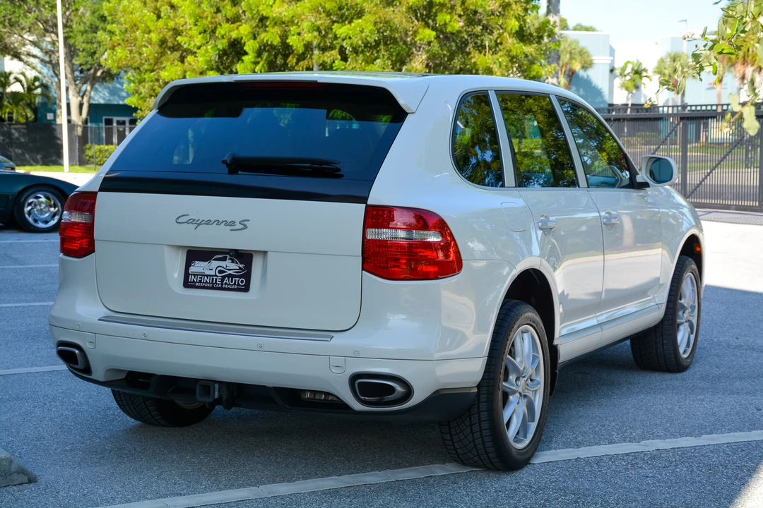 2008 Porsche 955/957 Cayenne S - Image 10 of 31