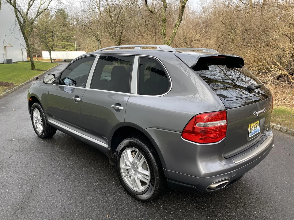 2008 Porsche 955/957 Cayenne S - Image 9 of 31