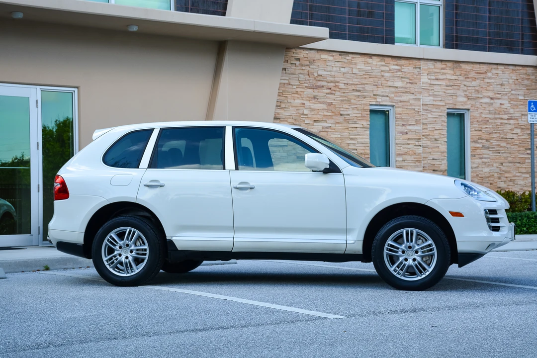 2008 Porsche 955/957 Cayenne S - Image 14 of 31