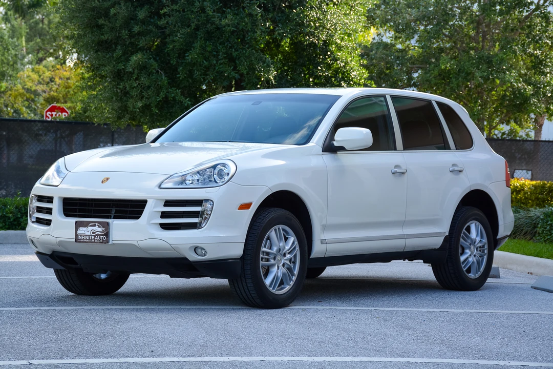 2008 Porsche 955/957 Cayenne S - Image 2 of 31