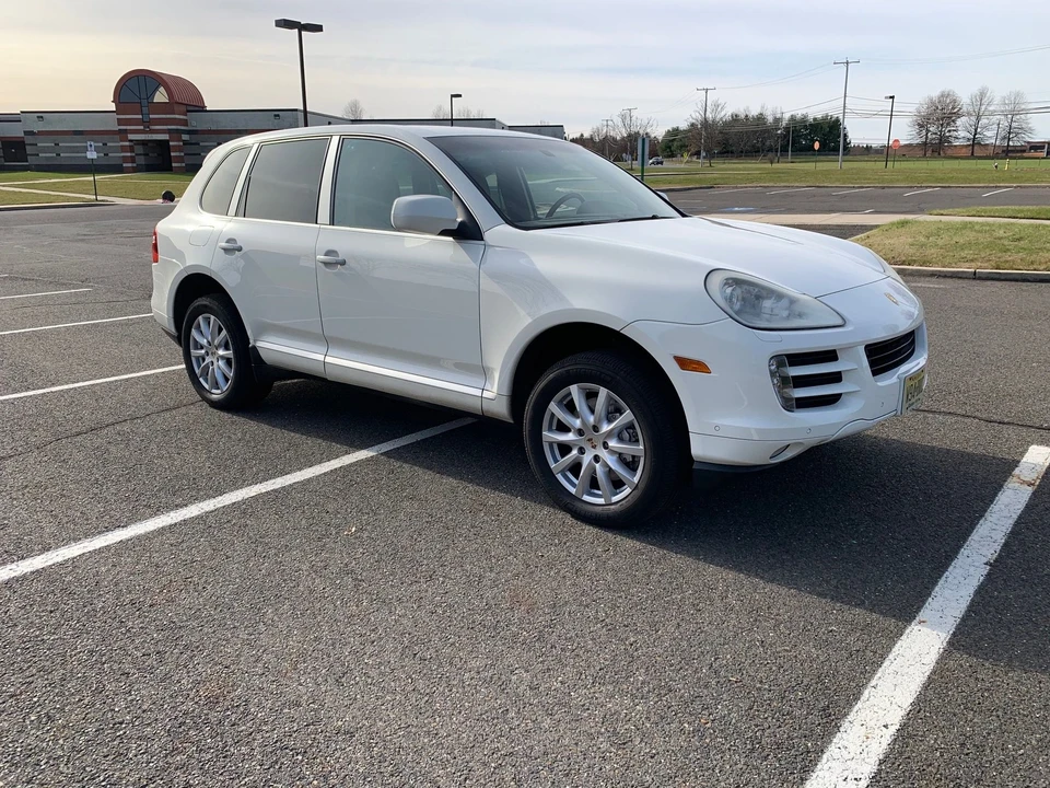 2008 Porsche 955/957 Cayenne S - Image 2 of 19