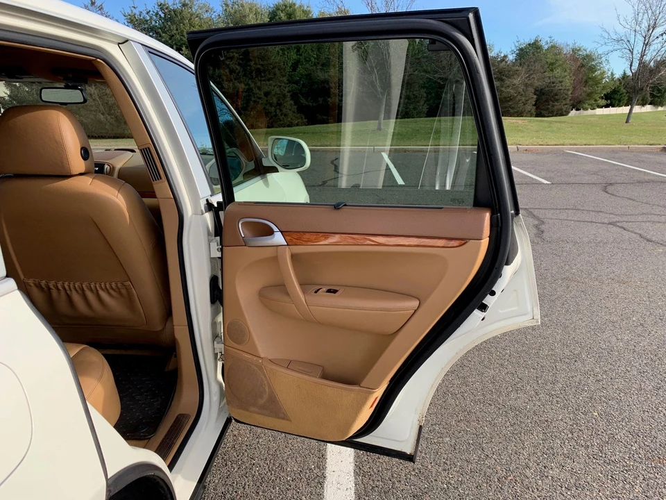 2008 Porsche 955/957 Cayenne S - Image 16 of 19