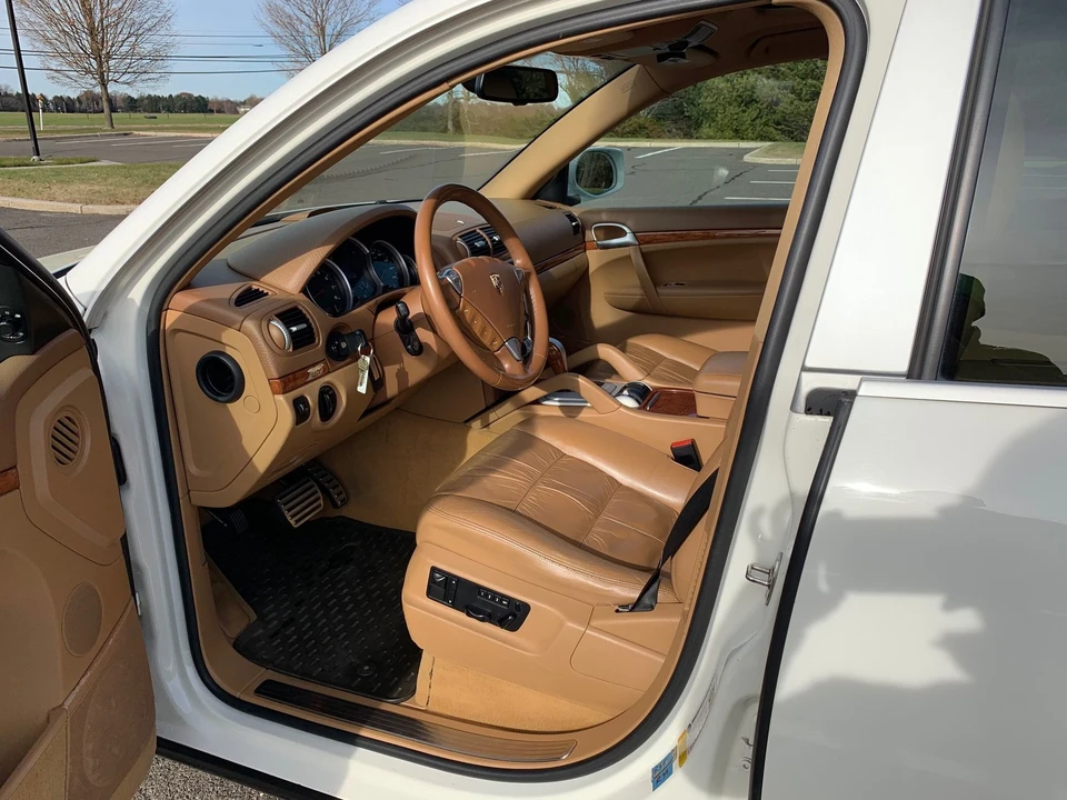 2008 Porsche 955/957 Cayenne S - Image 9 of 19