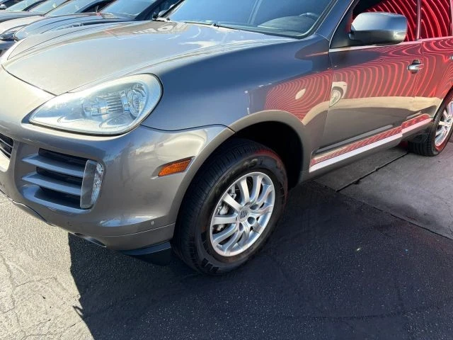 2008 Porsche 955/957 Cayenne - Image 2 of 17