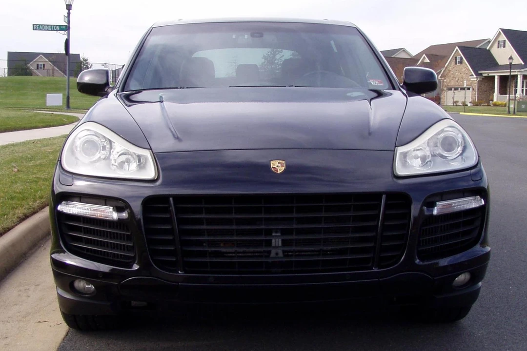 2008 Porsche 955/957 Cayenne Turbo - Image 2 of 5