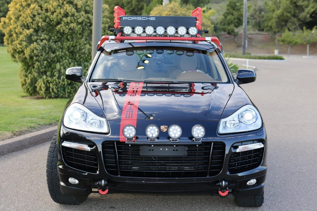 2008 Porsche 955/957 Cayenne Turbo - Image 2 of 26