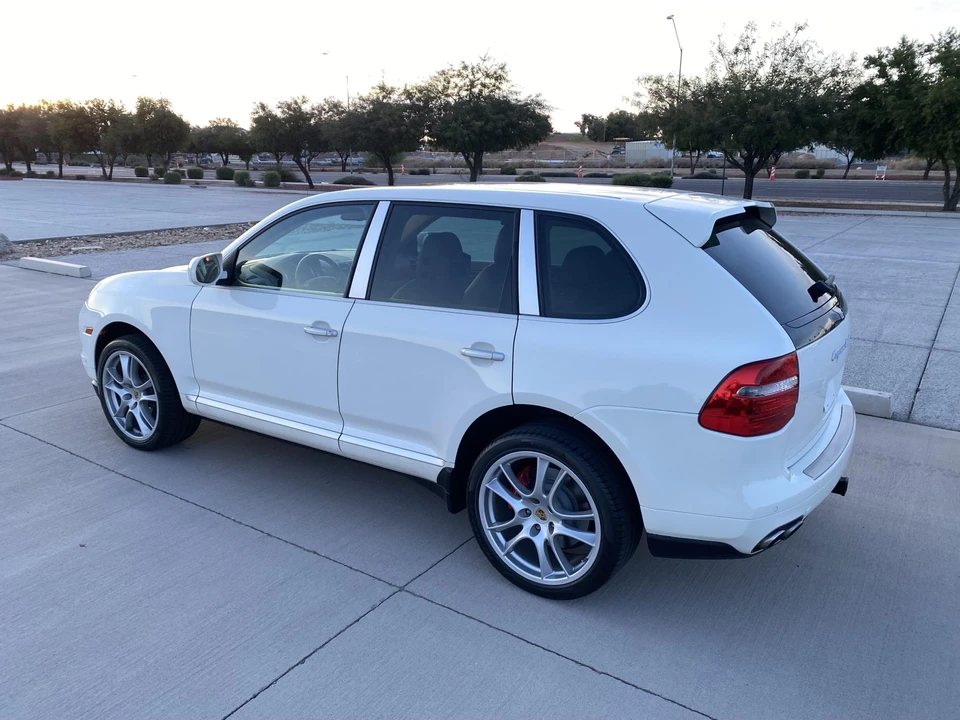2008 Porsche 955/957 Cayenne Turbo - Image 25 of 31