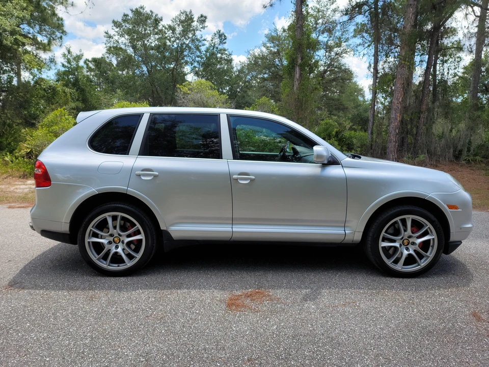 2008 Porsche 955/957 Cayenne Turbo - Image 13 of 31