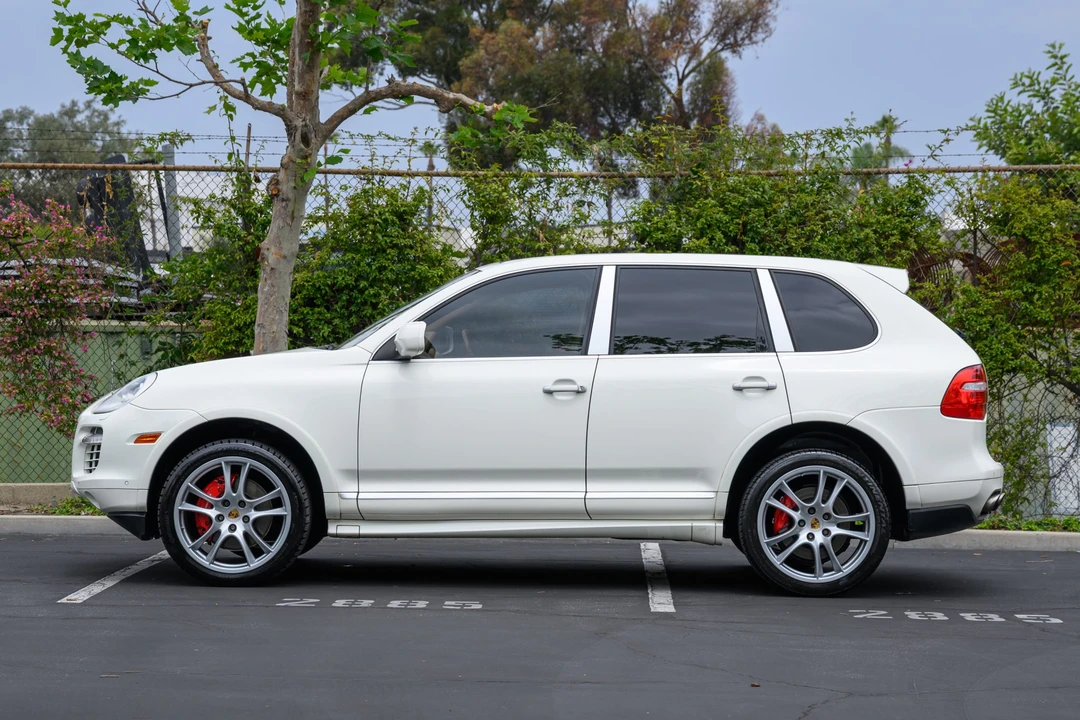 2008 Porsche 955/957 Cayenne Turbo - Image 5 of 31