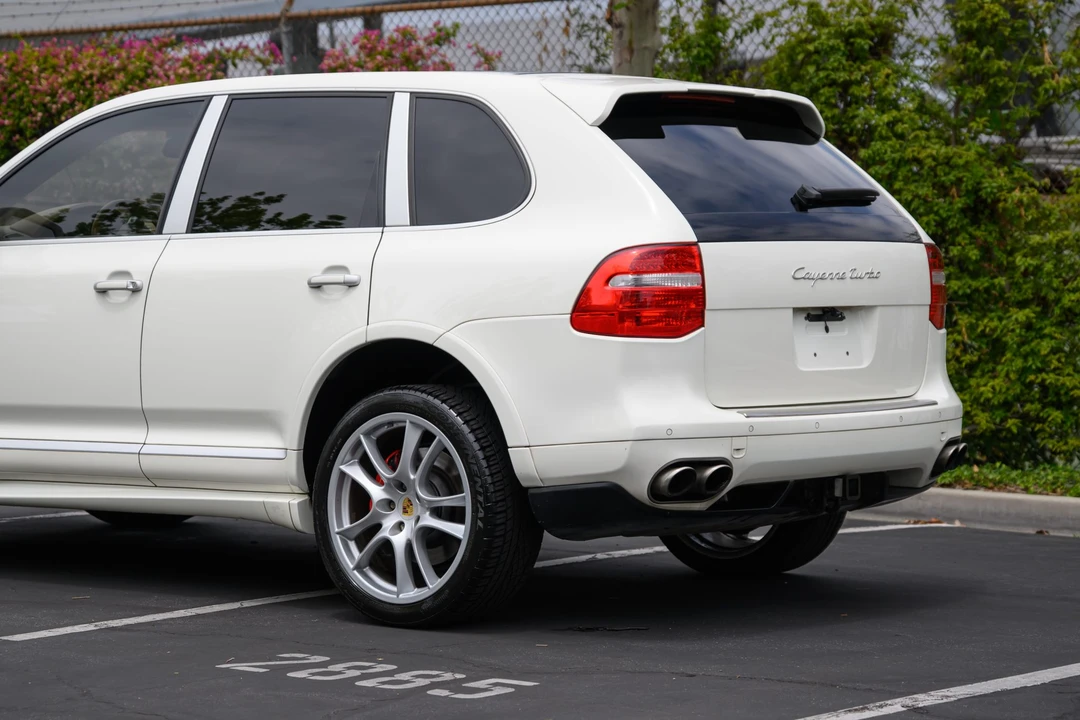 2008 Porsche 955/957 Cayenne Turbo - Image 29 of 31